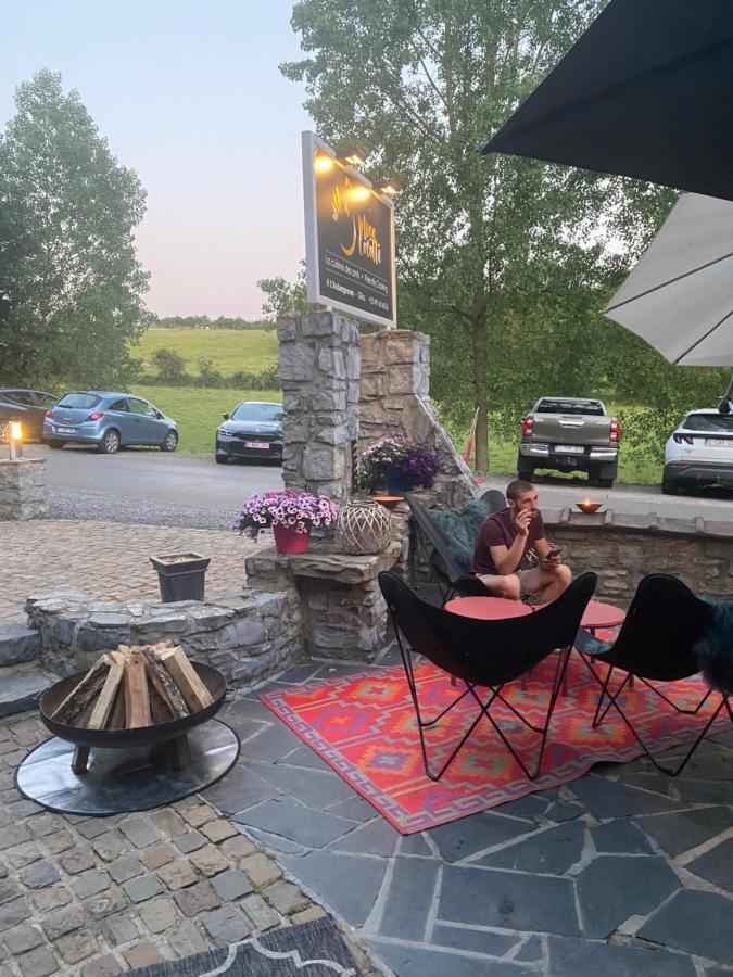 L'Aubergesves Kültér fotó