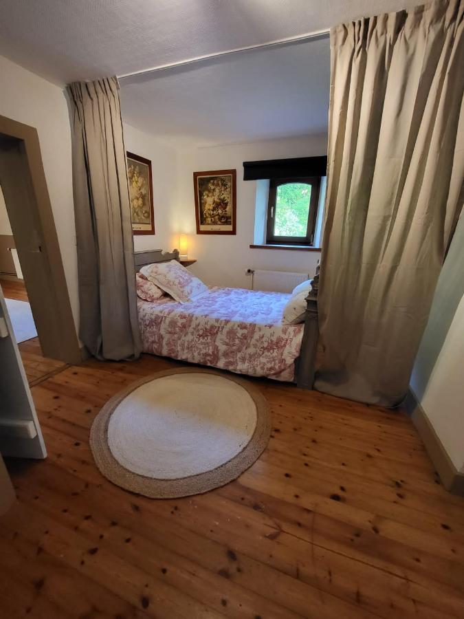 L'Aubergesves Kültér fotó